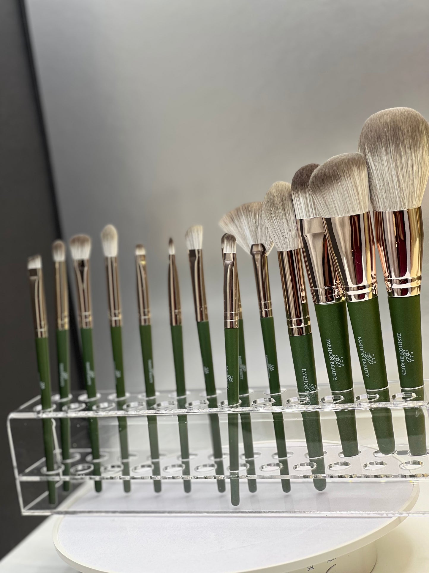 Velvet Collection | 14 Brochas Profesionales Veganas Premium