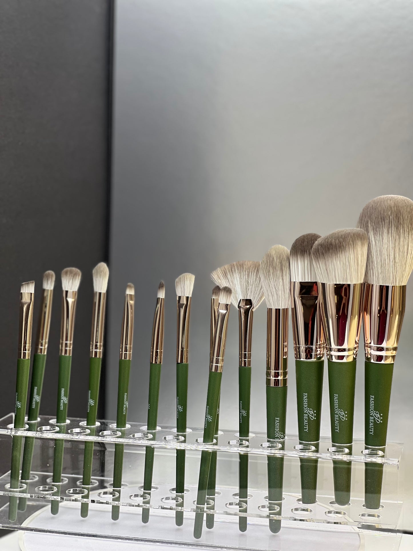 Velvet Collection | 14 Brochas Profesionales Veganas Premium