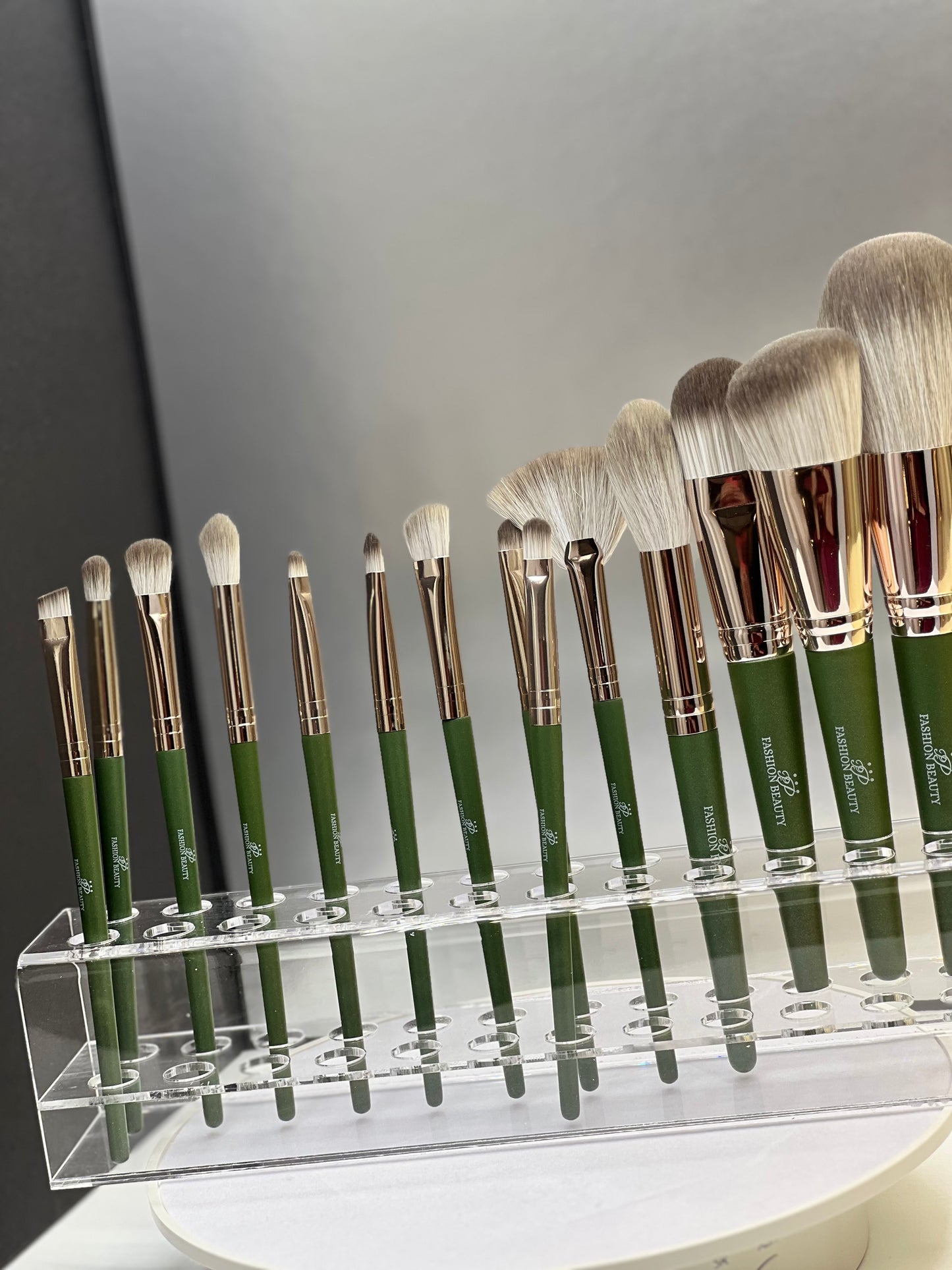 Velvet Collection | 14 Brochas Profesionales Veganas Premium